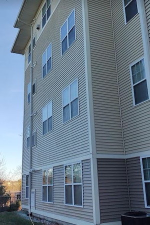 How to clean algae and mold off vinyl siding in plymouth ma